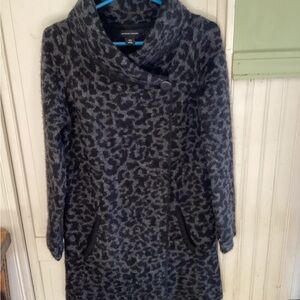 Adrienne Vittadini leopard print sweater coat medium.